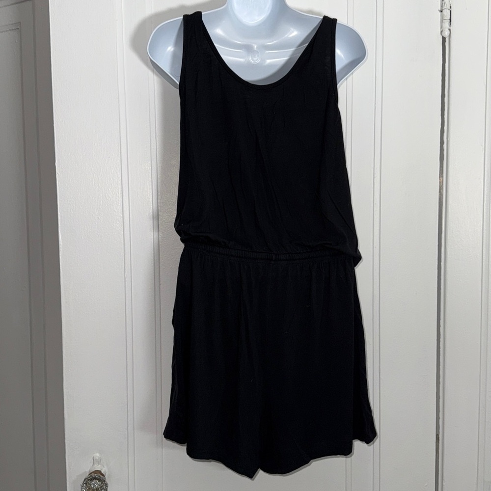 Black Romper size small - Picture 5 of 10